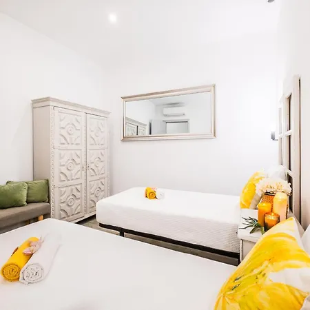 Apartment In Carvoeiro By The Beach Appartement *